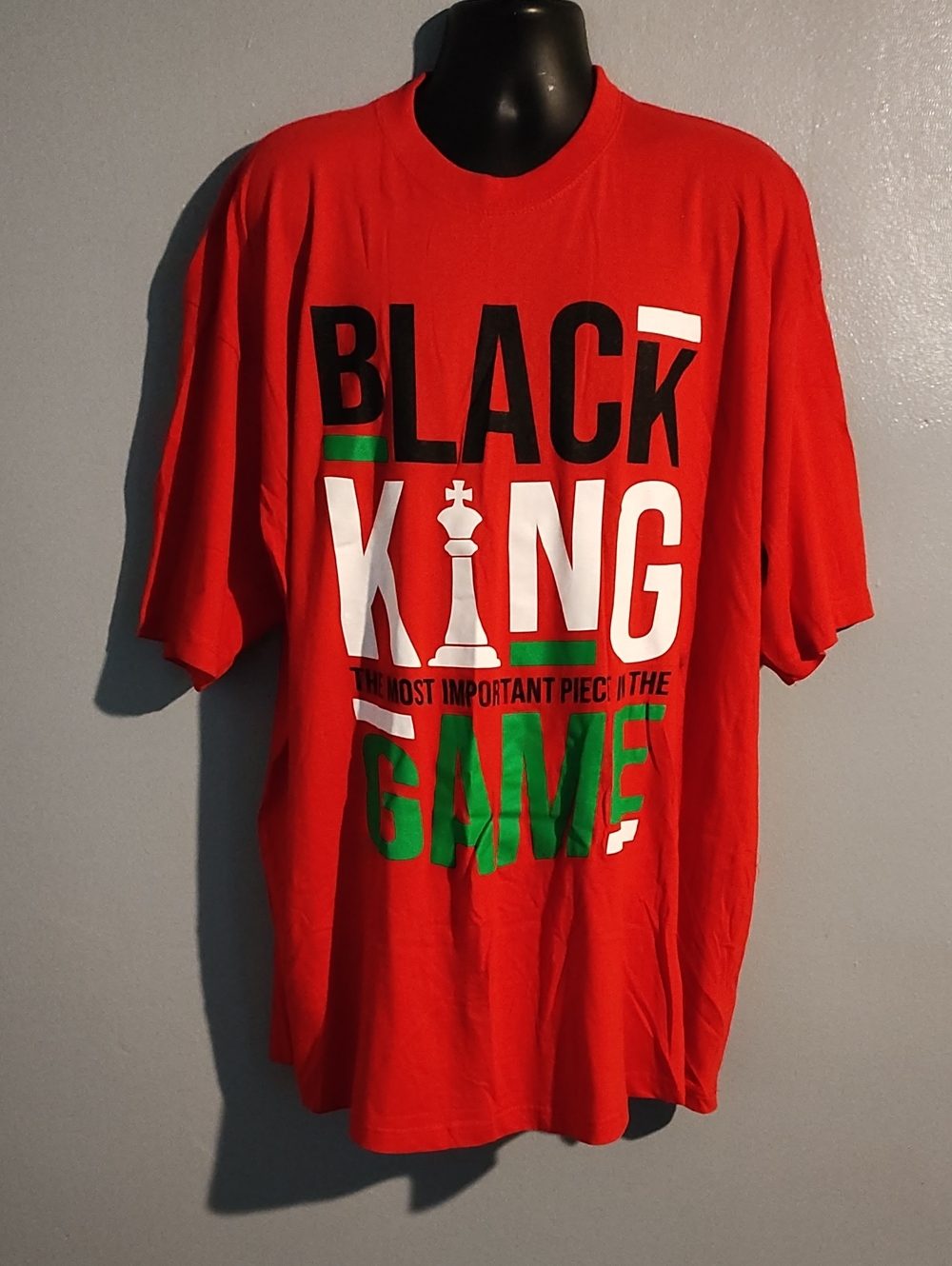 Icedout Black King Game T-Shirt - Red